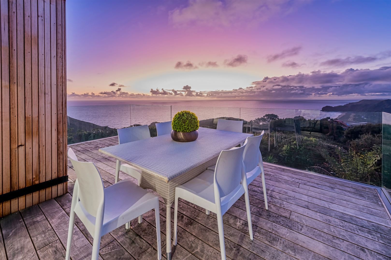 123 Piha Road, Piha
