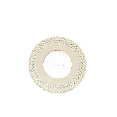 Dotted Round Frame: Cream