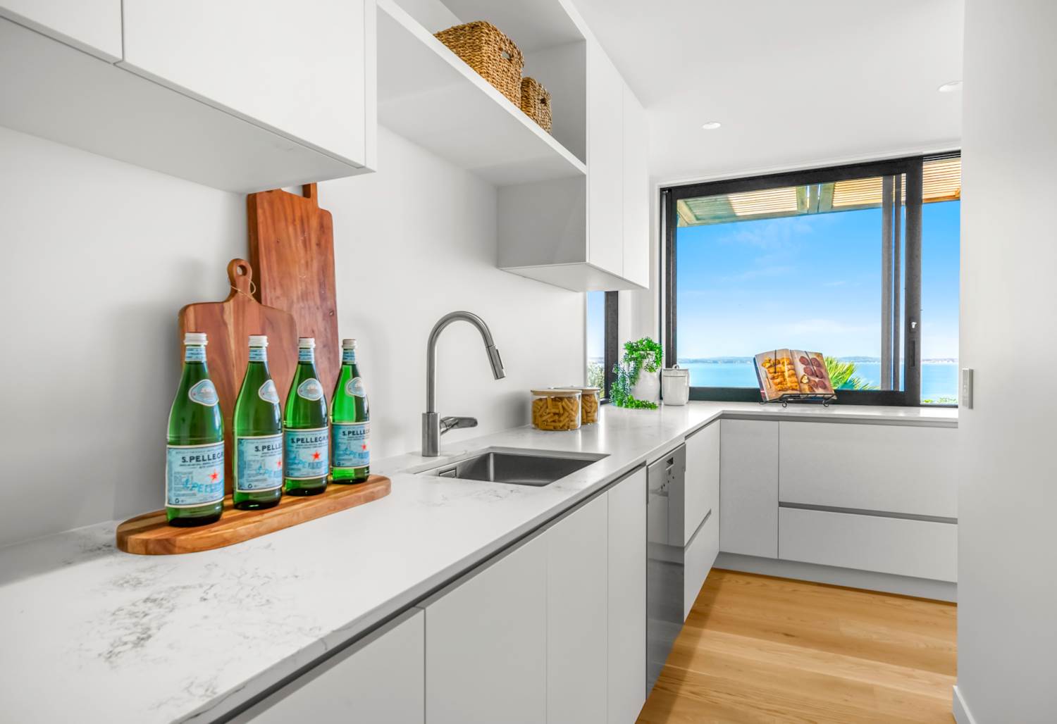 66 Kennedy Point Road, Waiheke Island