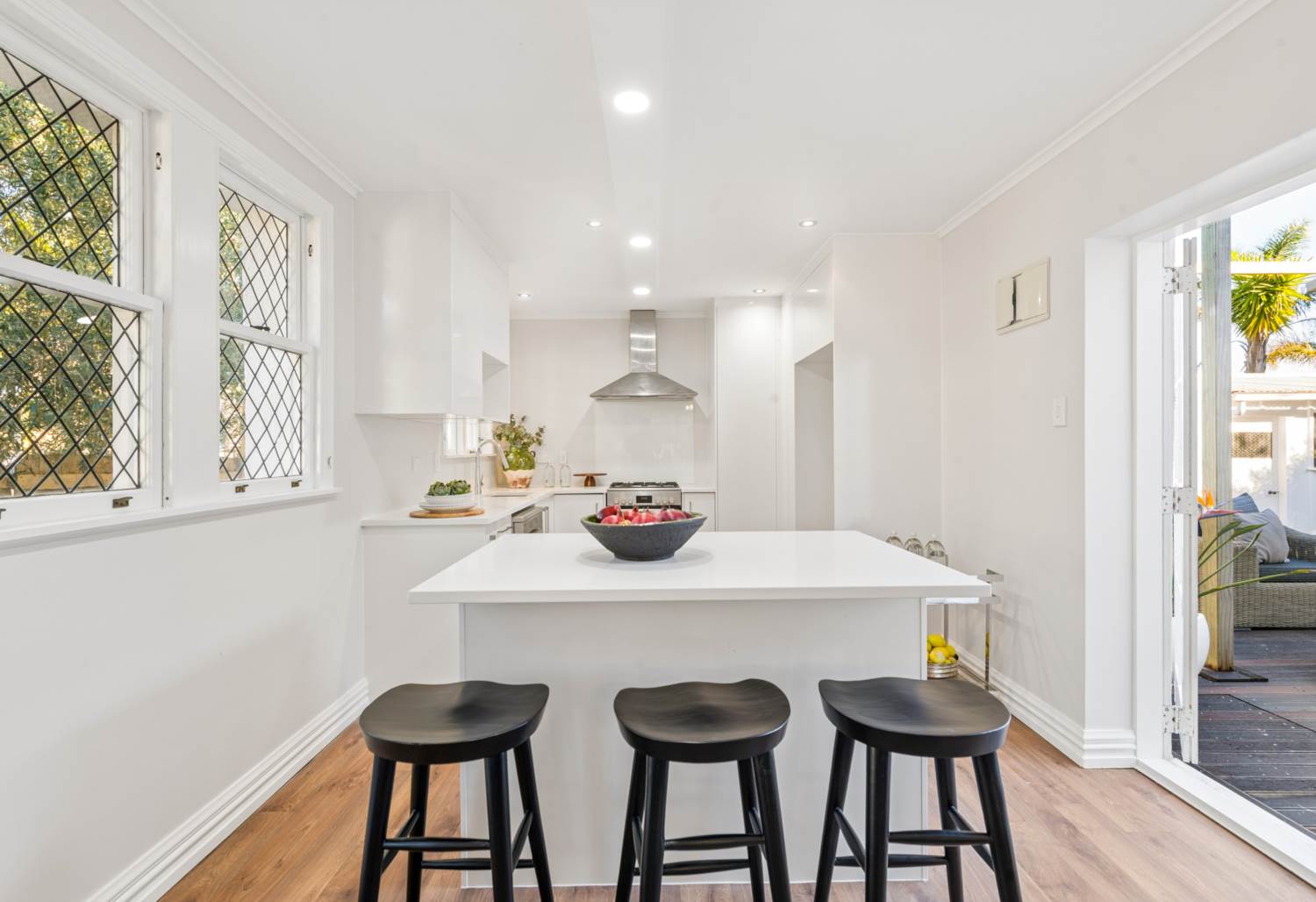 19 Paparoa Road, Cockle Bay