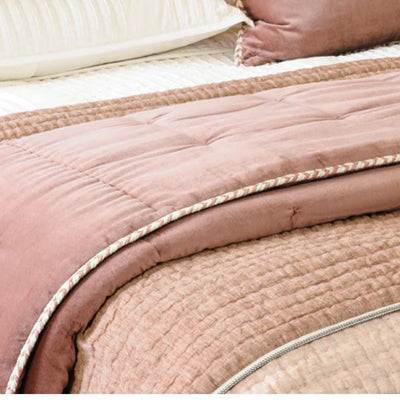 Treccia Deep Rose Comforter - 240x150