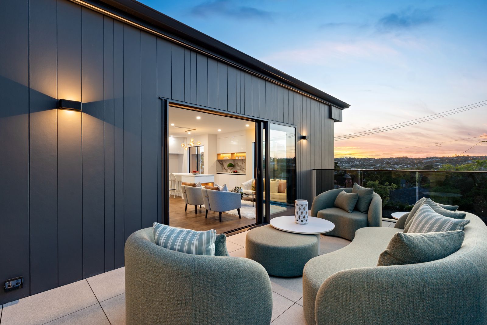 8a William Souter Street, Forrest Hill