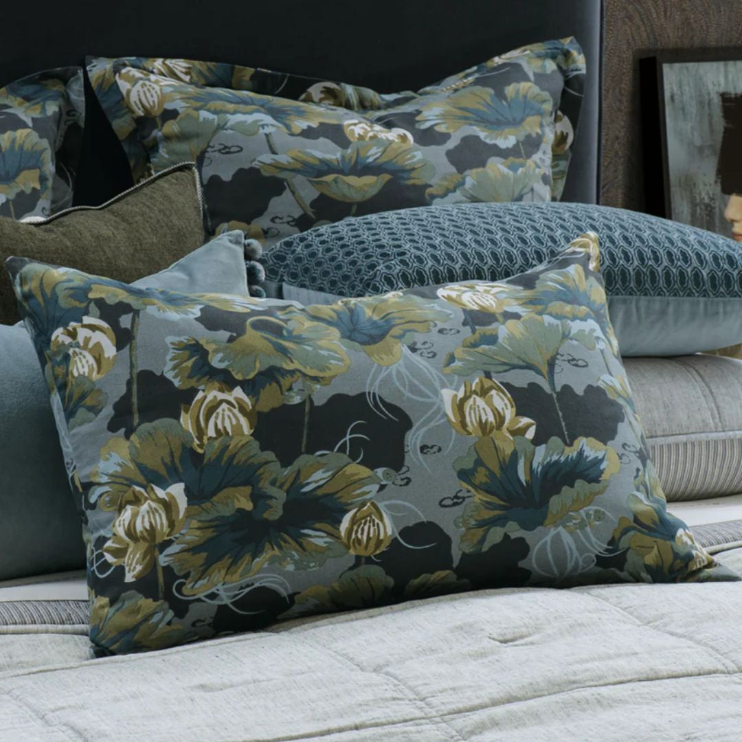 Waterlily Ocean Pillowcase in Pair