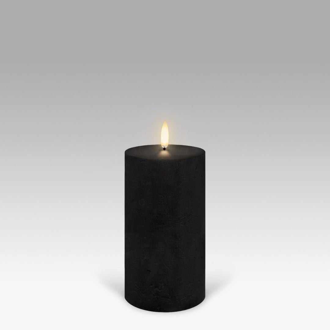 LED Pillar Candle: Matte Black - 7.8x15.2cm