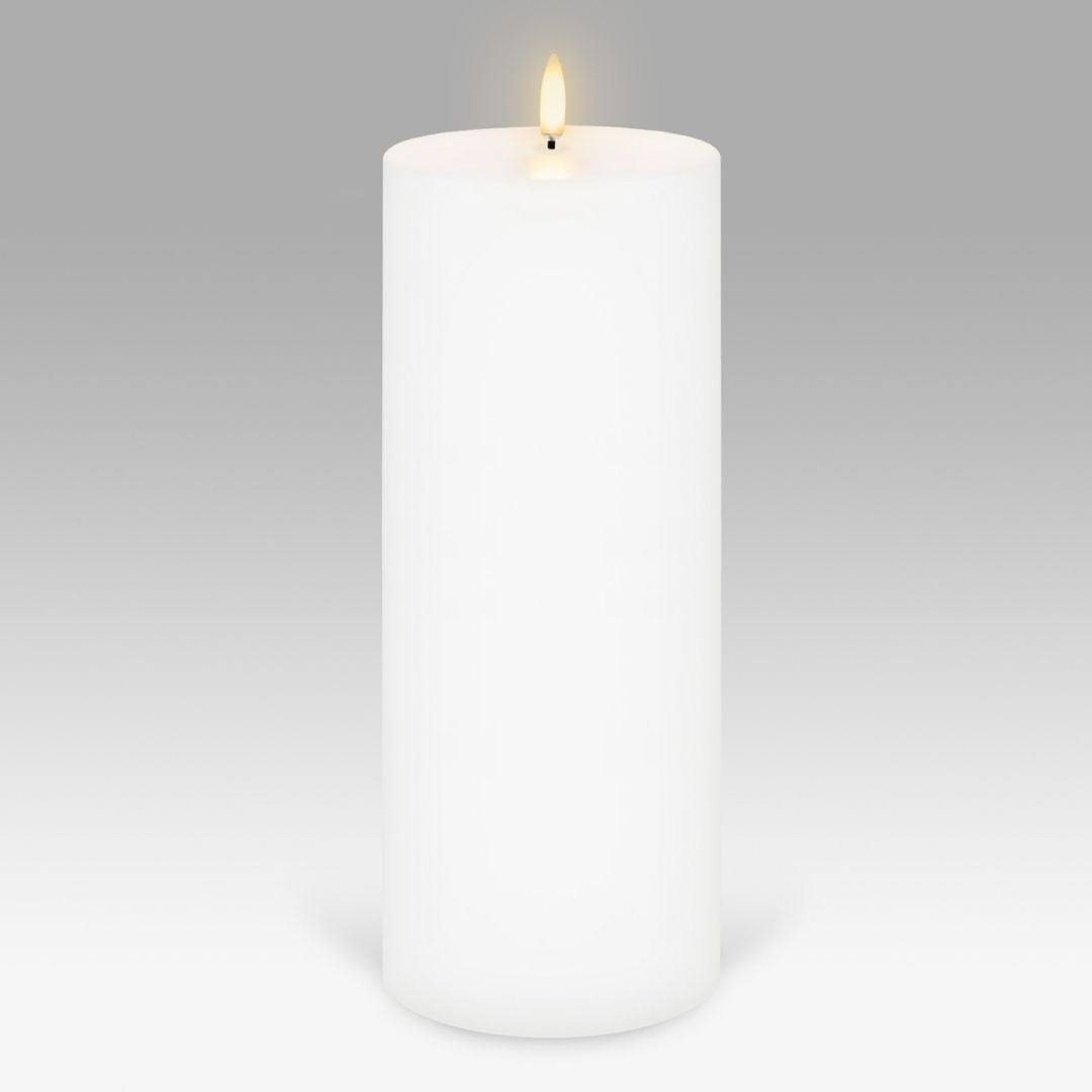 LED Pillar Candle: Nordic White - 10.1x25.4cm