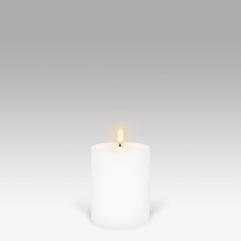 LED Pillar Candle: Nordic White - 7.8x10.1cm