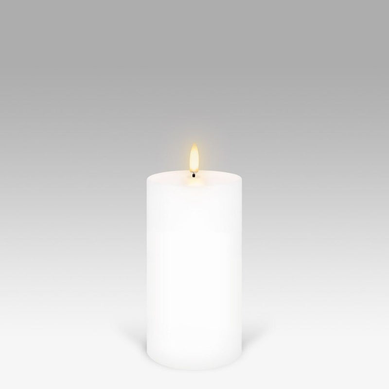 LED Pillar Candle: Nordic White - 7.8x15.2cm