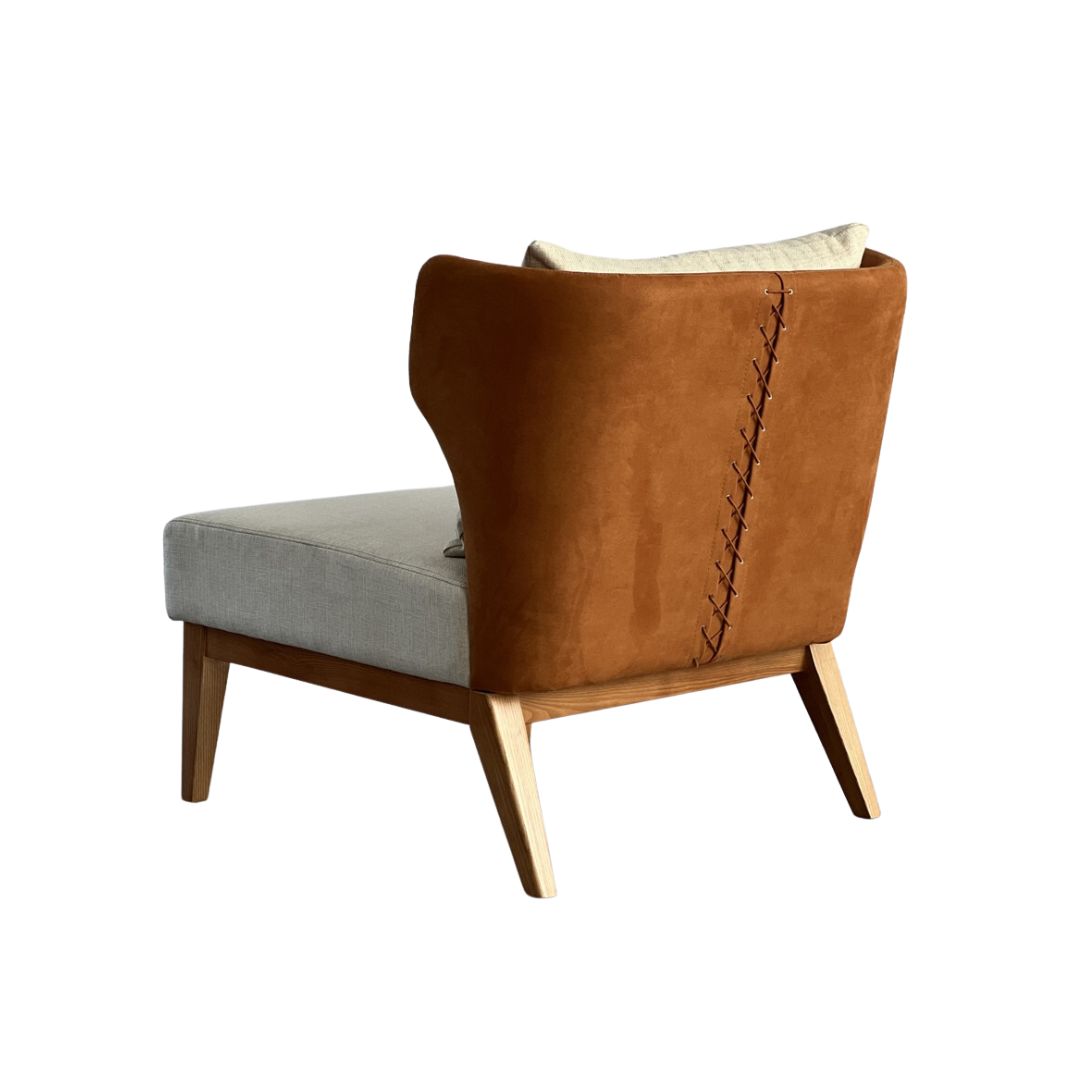 Corset Brutus Caramello Armchair