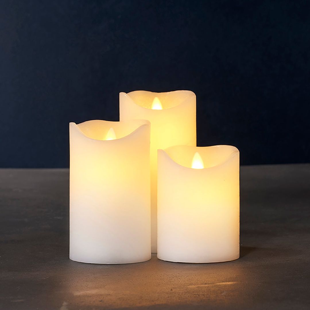 Sirius Sara Candle: White D75 - Set of 3