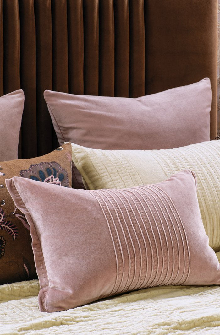 Piega Antique Rose Cushion