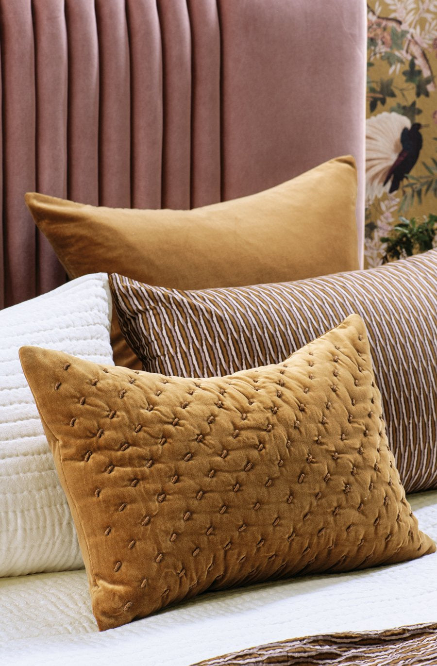 Mica Antique Gold Cushion - 40x60
