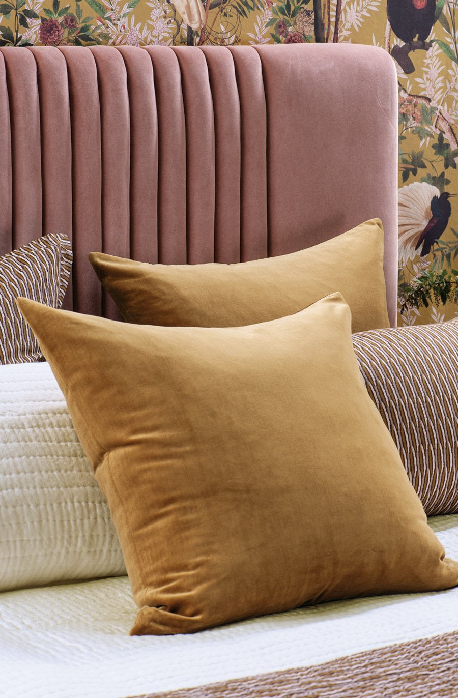 Mica Antique Gold Eurocase