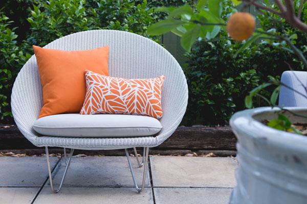 Fabulous outdoor furniture and outdoor décor – now and all year round