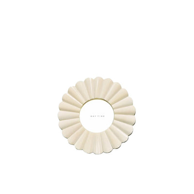 Single Scalloped Round Cream Photo Frame