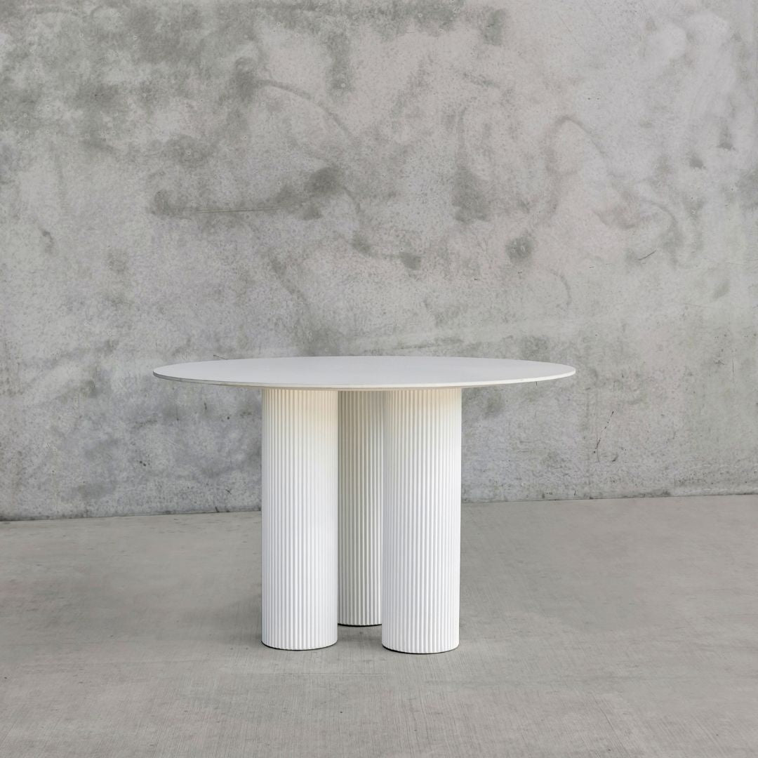 Column-Designed Snow Dining Table