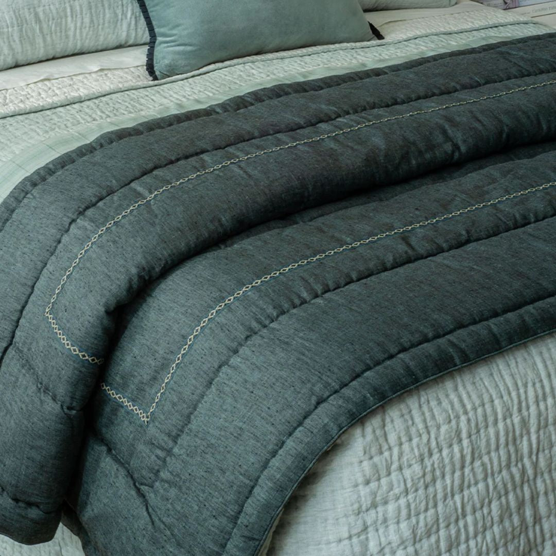 Luchesi Comforter: Mallard - 240x200