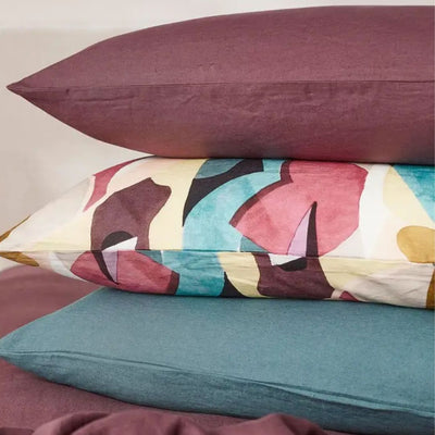 Pure Linen Duvet Cover Set with 2 Pillowcases: Moore - King