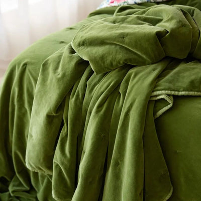 Venus Cotton Velvet Quilted Throw: Foliage - 140x180