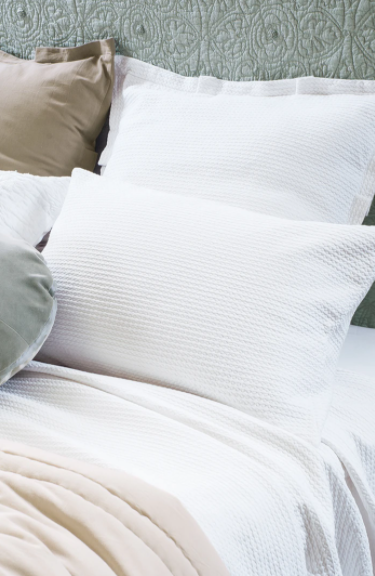 Valentia White Pillowsham
