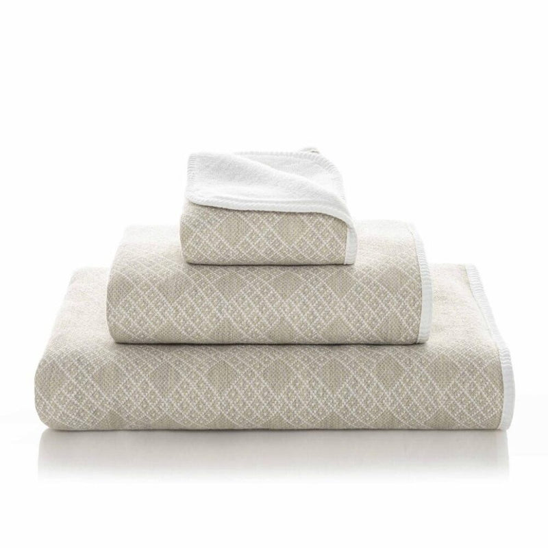 Beverly Bath Towel