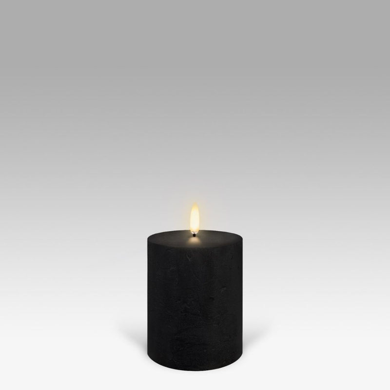 LED Pillar Candle: Matte Black - 7.8x10.1cm