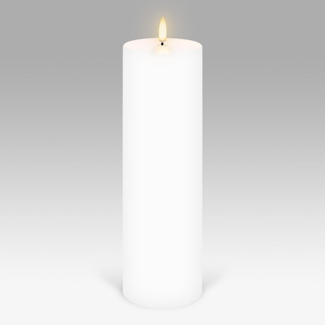 LED Pillar Candle: Nordic White - 7.8x25.4cm