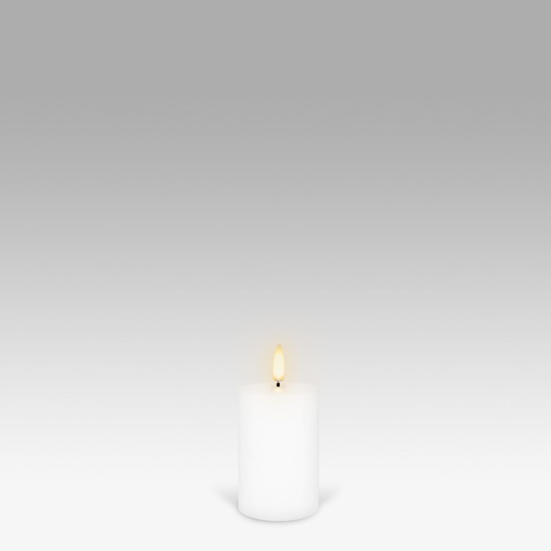 LED Pillar Candle: Nordic White - 5x7.6cm