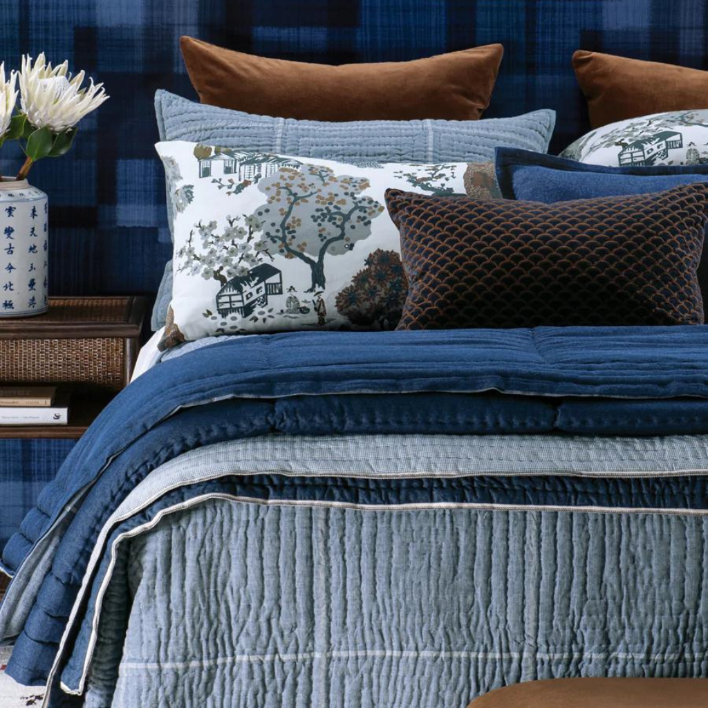 Quadrato Blue Bedspread - Queen