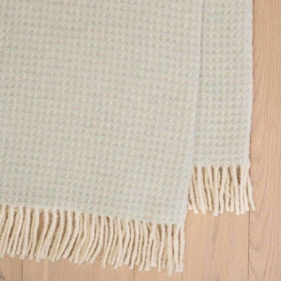 Breckon Mineral Throw
